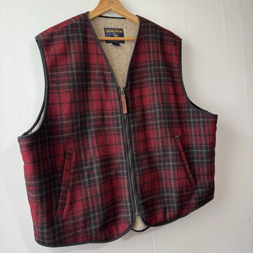 Woolrich Men’s XL Sherpa Lined Red Tartan Plaid Full Zip Wool Vest